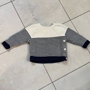 Baby gap sweater